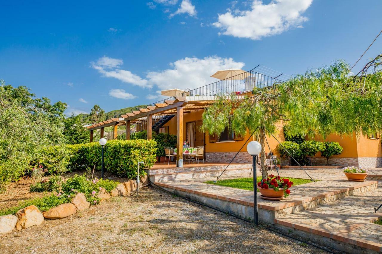 Green Hills House Cefalu Bagian luar foto